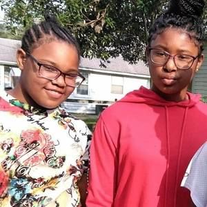 Meet your Posher, Johnnie